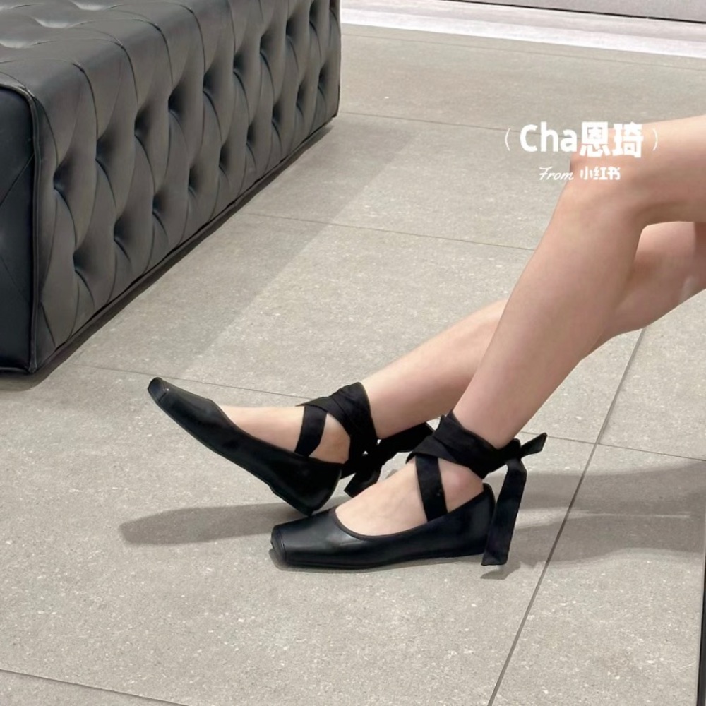 Ballet-style flats size EU37